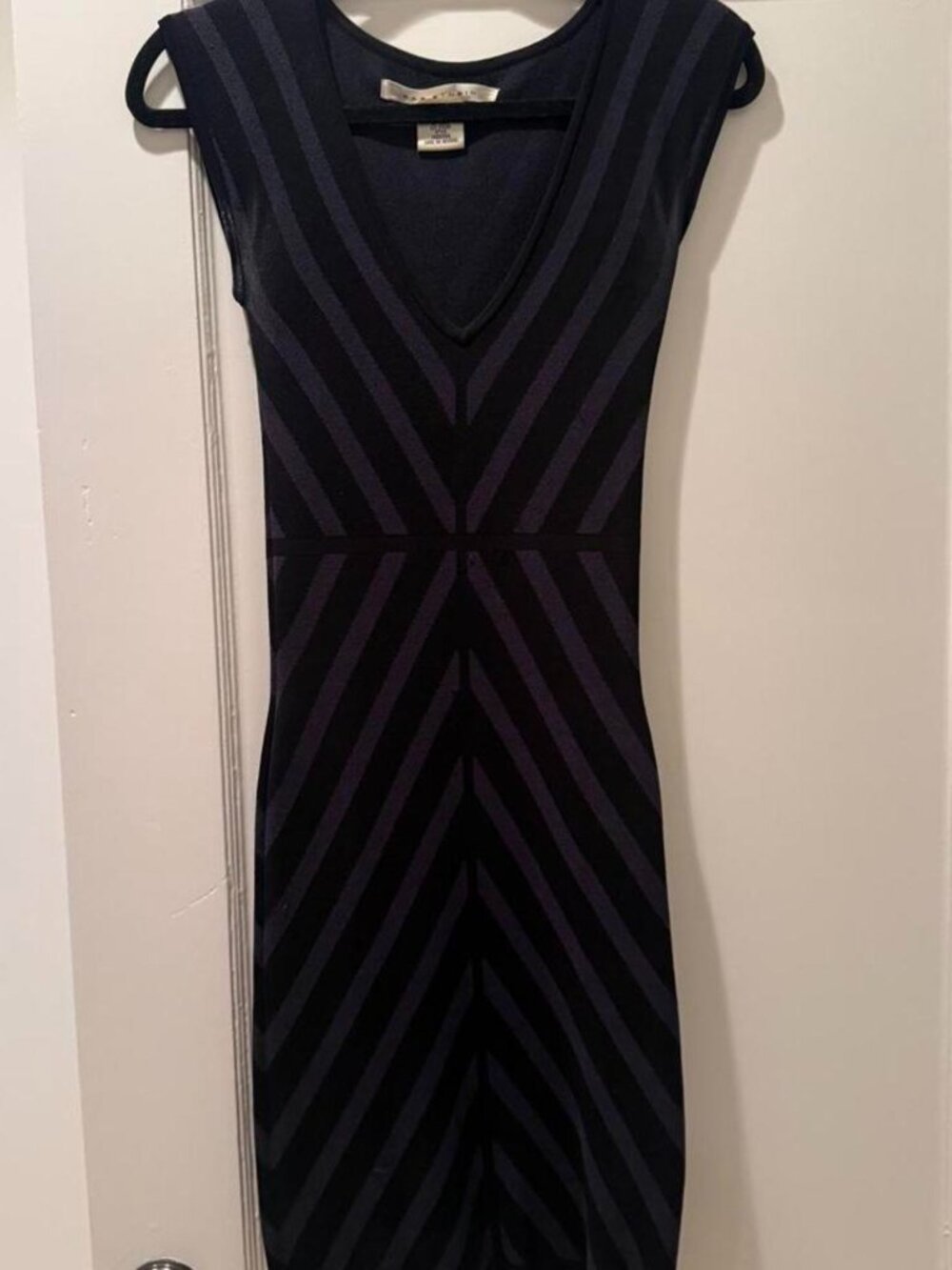 Max Studio Women's Black and Navy Dress